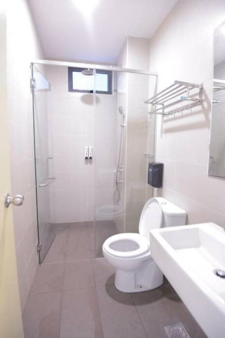 Cozy Haven Atlantis With Large Swimming Pool Apartment Malacca Luaran gambar